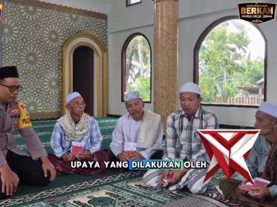 Satbinmas Polres Probolinggo melaksanakan kegiatan ibadah Sholat Jum&rsquo;at