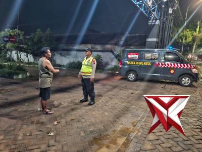 DIALOGIS BERSAMA WARGA DAN PANTAU BANJIR AKIBAT MELUAP AIR SUNGAI