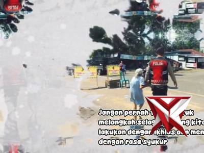 Humanis Sesuai Arahan Kapolda Sumsel, Unit Patroli Polsek Ma Beliti Polres Musi Rawas Bantu Lansia - PoliceTube