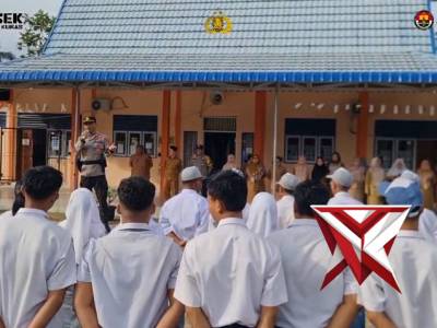 Sosialiasasi Bahaya Kenakalan Remaha Di SMAN 2 Pangkalan Kuras