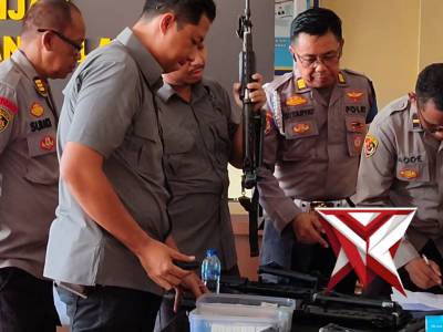 Pemeriksaan Senpi Dinas Polres Banjar Oleh Tim Bid Propam Polda Kalsel - PoliceTube