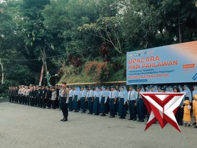 Upacara Bendara Siswa Siswi TK Kemala Bhayangkari 71 Karanganyar dan SMP Kemala Bhayangkari