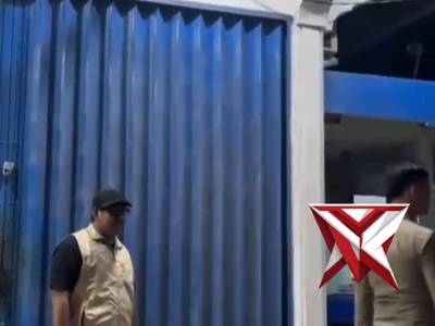 7. Giat patroli malam hari - PoliceTube