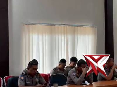 Title

Kapolres Musi Rawas Hadiri Pembukaan Rakernis Gabungan Empat Satker Polri Secara Virtual