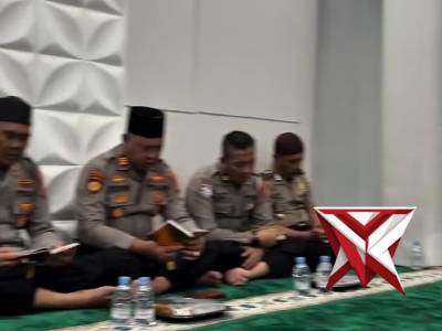 Kegiatan Rutin Pembacaan Surah Yasin bersama di Polres Musi Rawas - PoliceTube