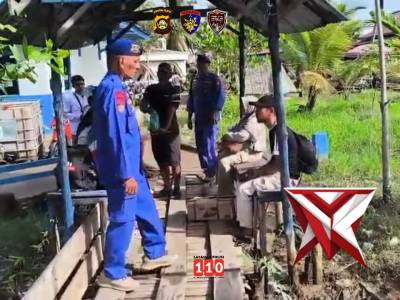 Himbauan warga pesisir. SM16