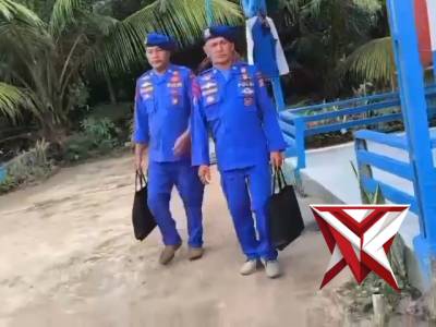 Kerja Keras Akan Terasa Ringan Jika Disertai Ikhlas

Sudahkah Anda Berbuat Baik Hari Ini ?