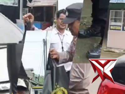 JUM'AT BERKAH POLSEK SEKAYU ? - PoliceTube