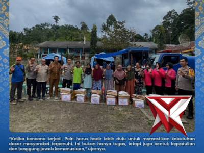 Kapolres OKU Selatan AKBP I Made Redi Hartana bersama jajaran Bhayangkari ber