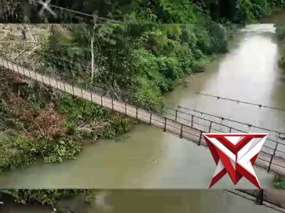 REVITALISASI JEMBATAN GANTUNG DESA PEDANG: WUJUD NYATA PROGRAM "BELIDA" POLRES MUSI RAWAS - PoliceTube