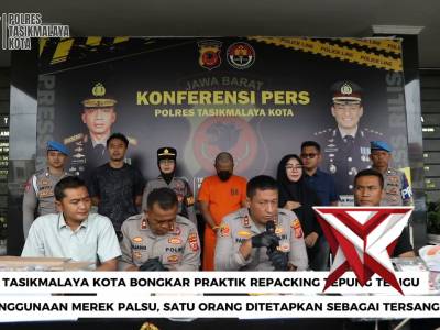 POLRES TASIKMALAYA KOTA BONGKAR PRAKTIK REPACKING TEPUNG TERIGU DAN PENGGUNAAN MEREK PALSU - PoliceTube