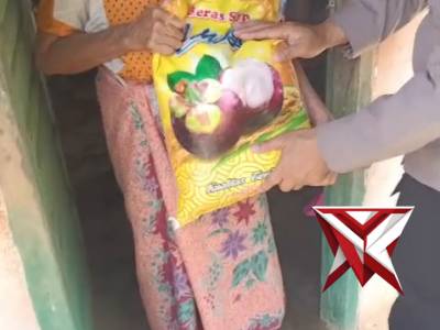 Giat Baksos Polsek BTS Ulu. C6 - PoliceTube