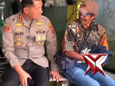Kapolresta Bandung hadir bukan hanya sebagai penegak hukum,tetapi sebagai pelindung - PoliceTube