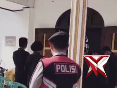 Polsek BTS Ulu Polres Musi Rawas Polda Sumatera Selatan melaksanakan pengamanan kegiatan ibadah umat