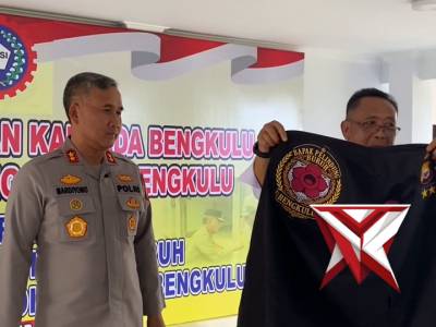 Silaturahmi Polda Bengkulu dan KSPSI, Kapolda Resmi Jadi Bapak Pelindung Buruh Bengkulu