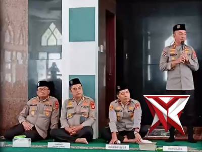 GIAT PEMBERANGKATAN CALON JAMAAH HAJI (KORWAS PPNS) - PoliceTube