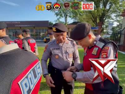 Waskat Kasat Samapta Polres Muara Enim kepeda personil