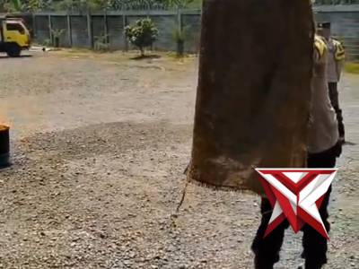 melaksanakan Pelatihan Peningkatan Kemampuan (Katpuan) bagi karyawan PT Java Rice, Desa Pitu.