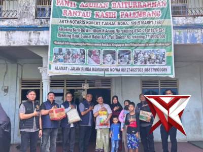Subdit I Ditreskrimum Polda Sumsel melaksanakan Bakti sosial membagikan sembako bahan pangan k panti