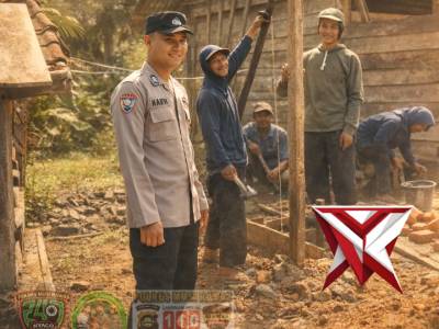 Bedah rumah Ds. Winosari - PoliceTube