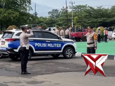 Polres Sumedang melaksanakan kegiatan Gelar Pasukan dalam rangka Operasi Keselamatan Lodaya 2026 - PoliceTube
