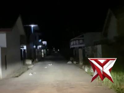 Anggota opsnal satreskrim melaksanakan patroli hunting diseputaran gang lampung 1 kel.timbangan