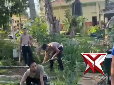 SATLANTAS MELAKSANAKAN KURVE - PoliceTube