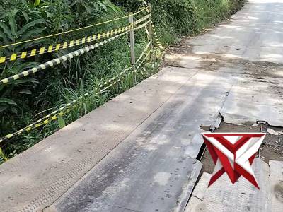 12 Personel Polsekbtsulu melakukan pengecekan kondisi tebing CIK ani DS tambangan