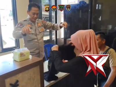 PEMERIKSAAN BARANG BESUK TAHANAN POLSEK BABAT TOMAN.?