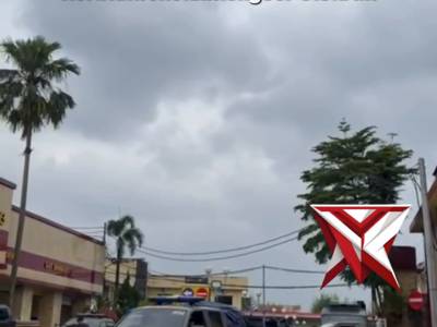 PRAY FOR CISARUA - PoliceTube