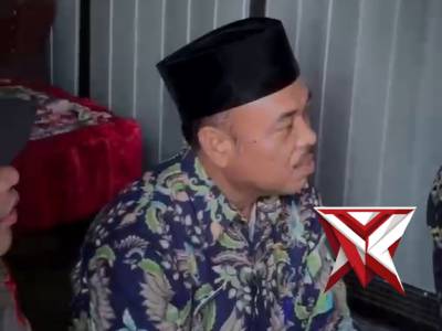 Berbuat tukmasyarakat polri bekerja