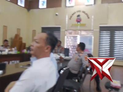 PLH KASIKUM MENGIKUTI ZOOM MEETING GO POLDA SUMSEL - PoliceTube
