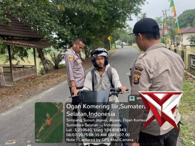 Samapta Polsek Jejawi melaksanakan giat KRYD rutin di depan Mako dengan target orang, muatan & surat - PoliceTube
