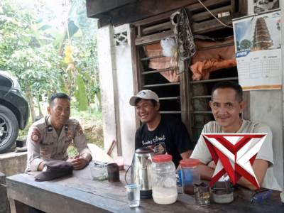 Personil Polsek Tanjung Lubuk Hadir ditengah-tengah masyarakat

Polres OKI Hadir