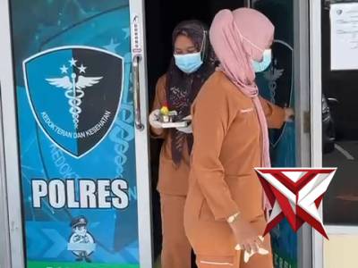 7. Riksa kesehatan tahanan oleh Dokkes Polres Muba