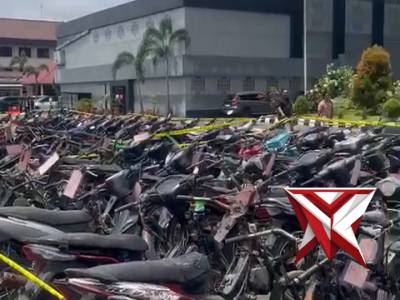 Polda Sumsel Serahkan Ratusan Ranmor hasil Kejahatan