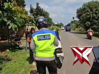 ?Mitigasi Kerawanan Jumat Agung,Kapolres Musi Rawas Turun Langsung ke Lokasi dengan Patroli