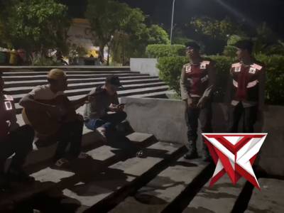 BERI HIMBAUAN PADA PARA REMAJA??