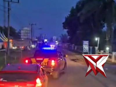 Description

Saat patroli di Jalan Musirawas-PALI, personil Polsek BTS Ulu Polres Musi Rawas Polda S