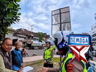 Apresiasi Kepada Pengendara Ojek Yang Tertib Berlalu Lintas