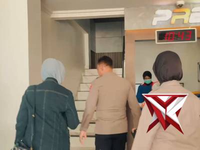 Irwasda Polda Sumsel Membesuk Akbp (Purn) M. Idram Suhairi