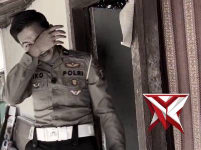 Sentuhan Kepedulian untuk Sesama

Melalui tangan Bripda Niko, bantuan sosial dari Kapolres Magetan