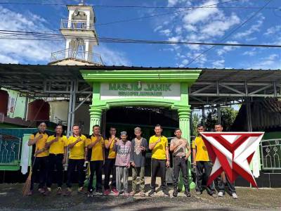 GERAKAN INDONESIA ASRI BELIDA POLRES OKI

Polres OKI bersama seluruh Polsek Jajaran