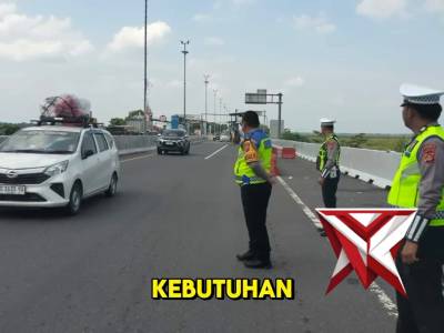 Pematauan arus balik di ruas jalan pintu utama tol Palembang - Kayuagung