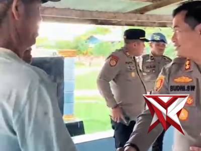 Penyaluran bantuan mesin air dari kapolda Maluku kepada desa? Werwaru