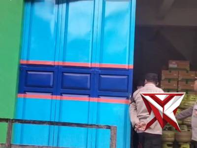 Kapolsek Parang Melaksanakan Koordinasi Dan Pengecekan Stock Dan Harga LPG 3 Kg Di Pangkalan LPG