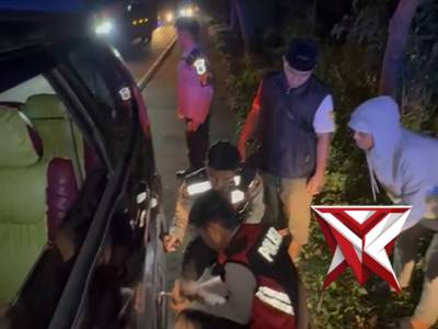 POLRES OKI HADIR DALAM MEMBANTUMASYARAKAT YANG MEMBUTUHKAN