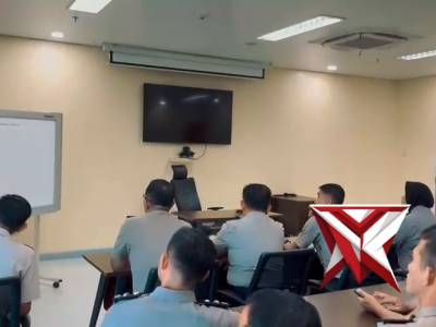 Kegiatan Rutin Personel Biro Logistik Polda Sumsel - PoliceTube