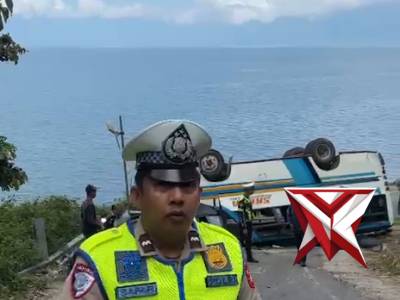 LAPORAN SITUASI TKP TERGULING BUS