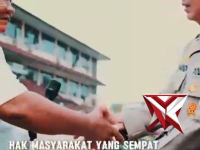 Kapolda sumsel menyerahkan bb motor kepada masyarakat bukti kehadiran kepolisian untuk masyarakat - PoliceTube